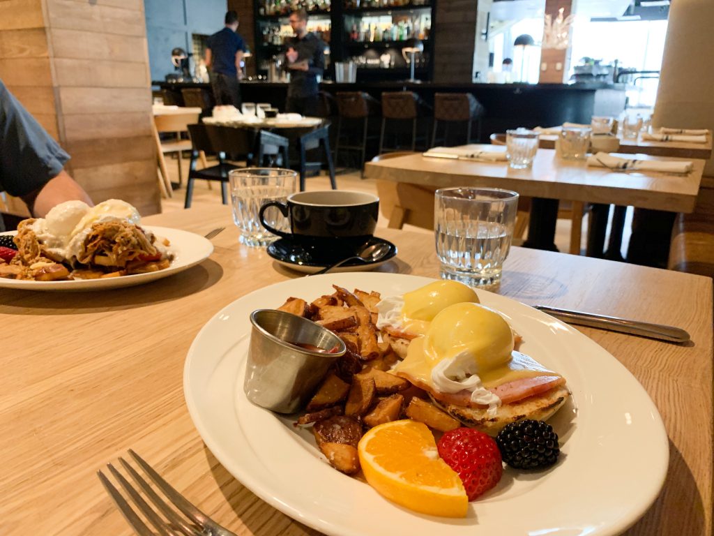 Breakfast, Smith Restaurant, Inn at The Forks, The Forks, Meet Me At The Forks, Downtown Winnipeg, Downtown Living Winnipeg, Winnipeg, 300 Main Downtown Winnipeg Apartments, Winnipeg Restaurants, Downtown Winnipeg Restaurants, Where To Eat Winnipeg Downtown, Eggs Benedict