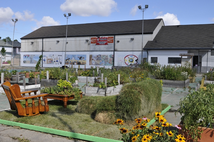 Public Arts Winnipeg, Public Arts, Arts, Living Living Room, Winnipeg Arts Council, Winnipeg Arts, Winnipeg Downtown, Downtown Winnipeg